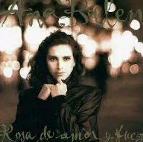 Chica de la Luna Pálida