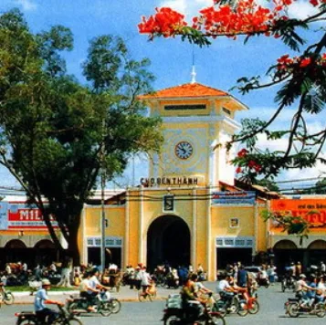 Thành Phố Mười Mùa Hoa