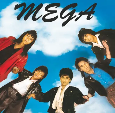 Sekuntum Bunga Sakura Di Gurun Sahara