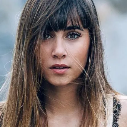 Con La Miel En Los Labios