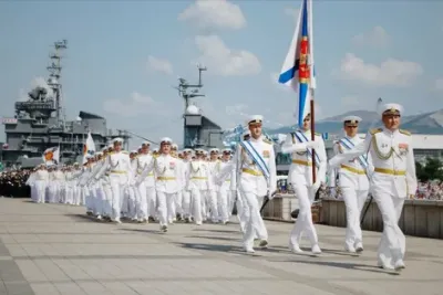 Экипаж семья.