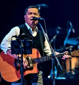 Позови меня тихо по имени