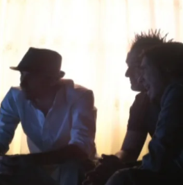 Dünyanın Sonunda Doğmuşum