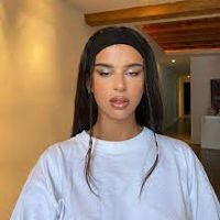 MENINA-cover