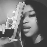QueenDee_star327
