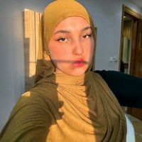 Saraisboutablowuup