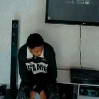 young_star95469700