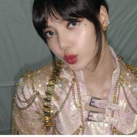 lisa❤️‍🔥≽нƒ≼