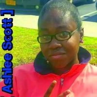 Ashlee_Star560