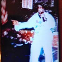 RobertD_star81637542