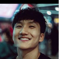 Boywithukeis_star687