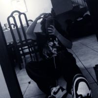 Leslygo_star_star943