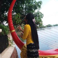 ᗷᗩYIᑎᗰᗩᒪᗩY👸အလြမ္းေျပ