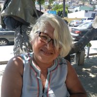 Flora_Álvare_star136