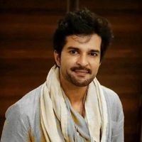 Vrushal_star_star785