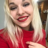 Chloe_Brian