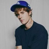 Justin_Biebe_star472