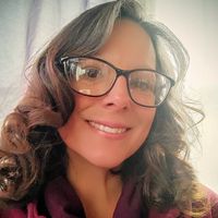 LaraLynn519🇨🇦✌️💗🌏🎶😉