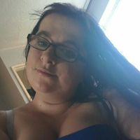 Daniellelouewoollett