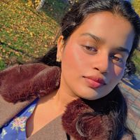 SHREYA🤍🌩Offline•