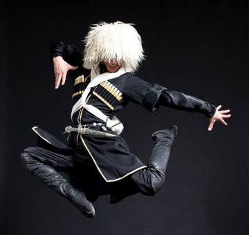 Мечтают люди об одном / AMSHENSKI /