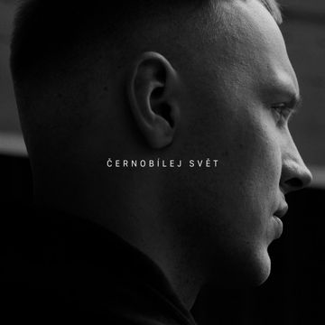 Až na měsíc-cover