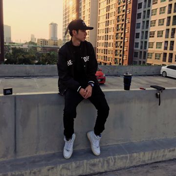 ถ้าเธอต้องการ-cover