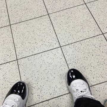 coveImg