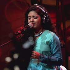 Benaam Khwaayishein-cover