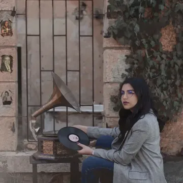 ممنونك انا