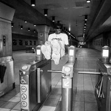 LA-cover