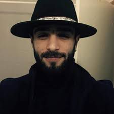غريبة