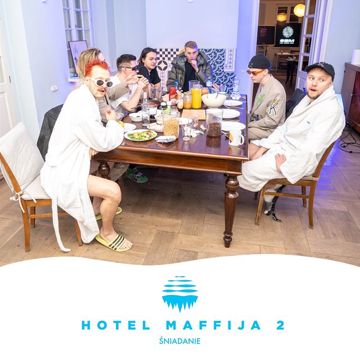 Śniadanie w hotelu-cover