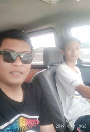 fariz_crbn takan pisah