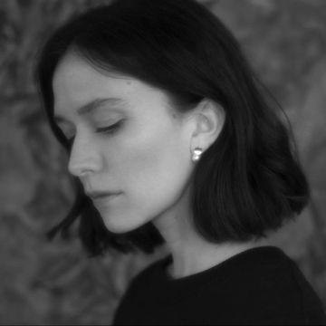 Ghostly Kisses - The City Holds My Heart (Acoustic Instrumental)