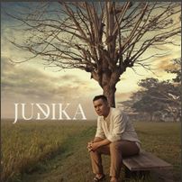 Bagaimana Kalau Aku Tidak Baik Baik Saja-cover