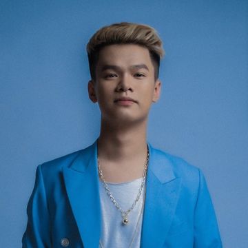 Hơn Cả Mây Trời-cover
