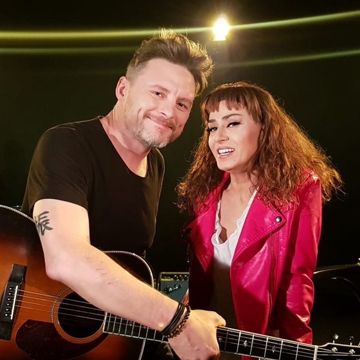 Yine Sevebilirim-cover