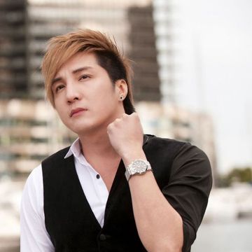 Câu Hỏi Em Chưa Trả Lời -cover
