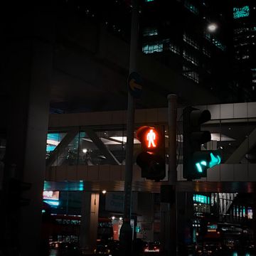 這裡等-cover