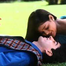 Tu Mere Samne Mein Tere Samne