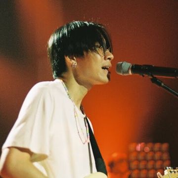 Đá Tan-cover