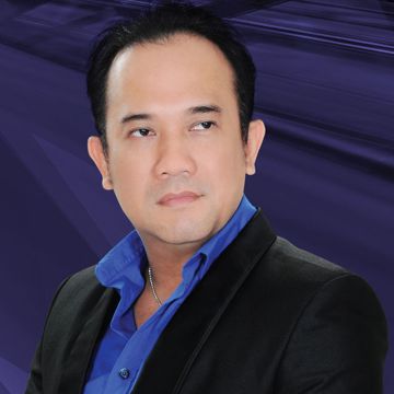 Phút Đầu Tiên-cover