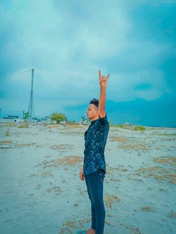 কারনে অকারনে 