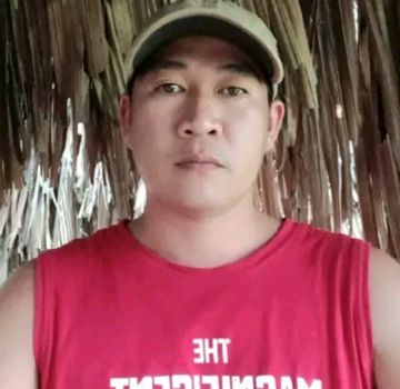 Tình đã trao anh.
