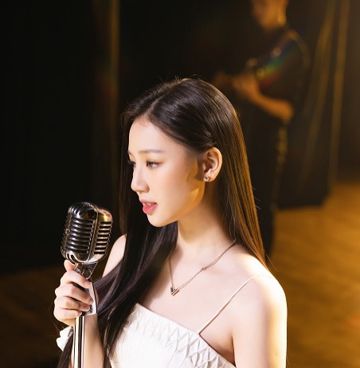 Hai Mươi Hai (22) -cover