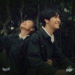 อยู่กับฉันก่อน-cover