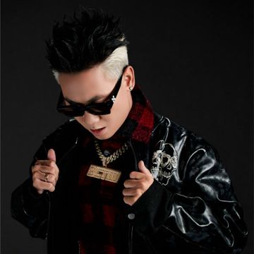 Đua Trên Chính Con Đường Ba Từng-cover