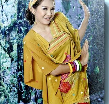 နှစ်သစ်ချစ်ဦး