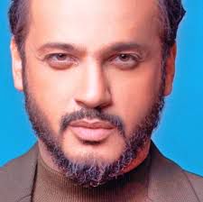 عاشق بحب